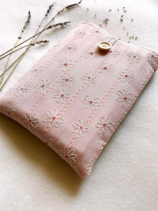 Embroidered Pink Daisy Book Sleeve