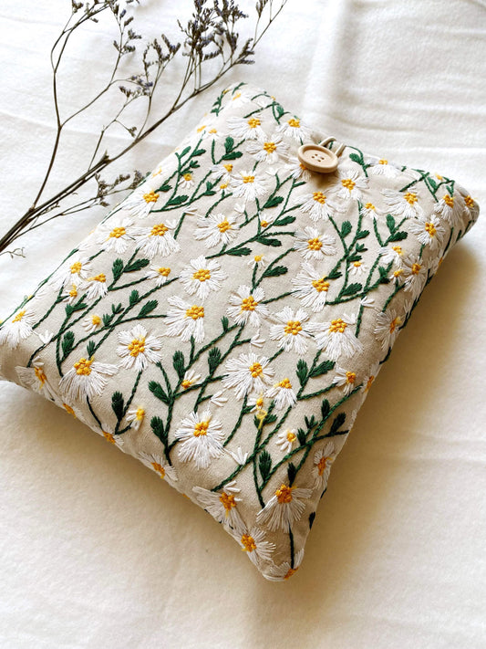 Embroidered Daisy Book Sleeve