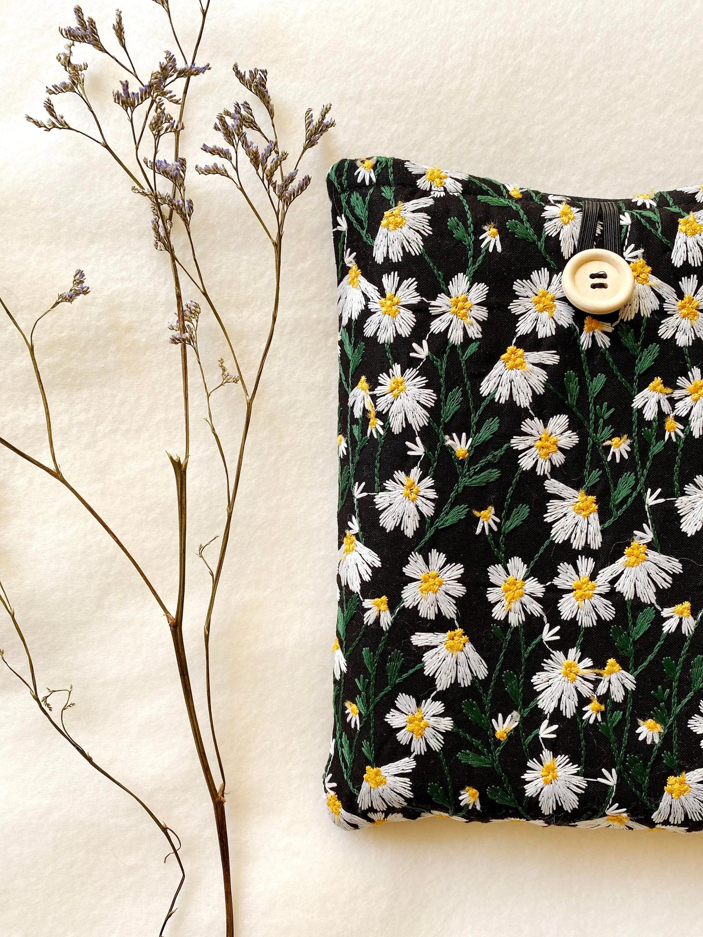 Embroidered Black Daisy Book Sleeve