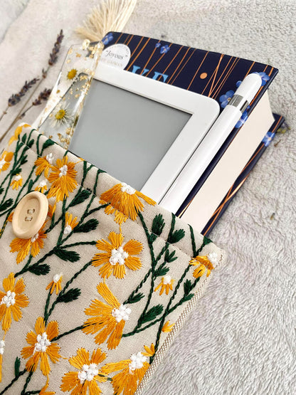 Embroidered Orange Daisy Book Sleeve