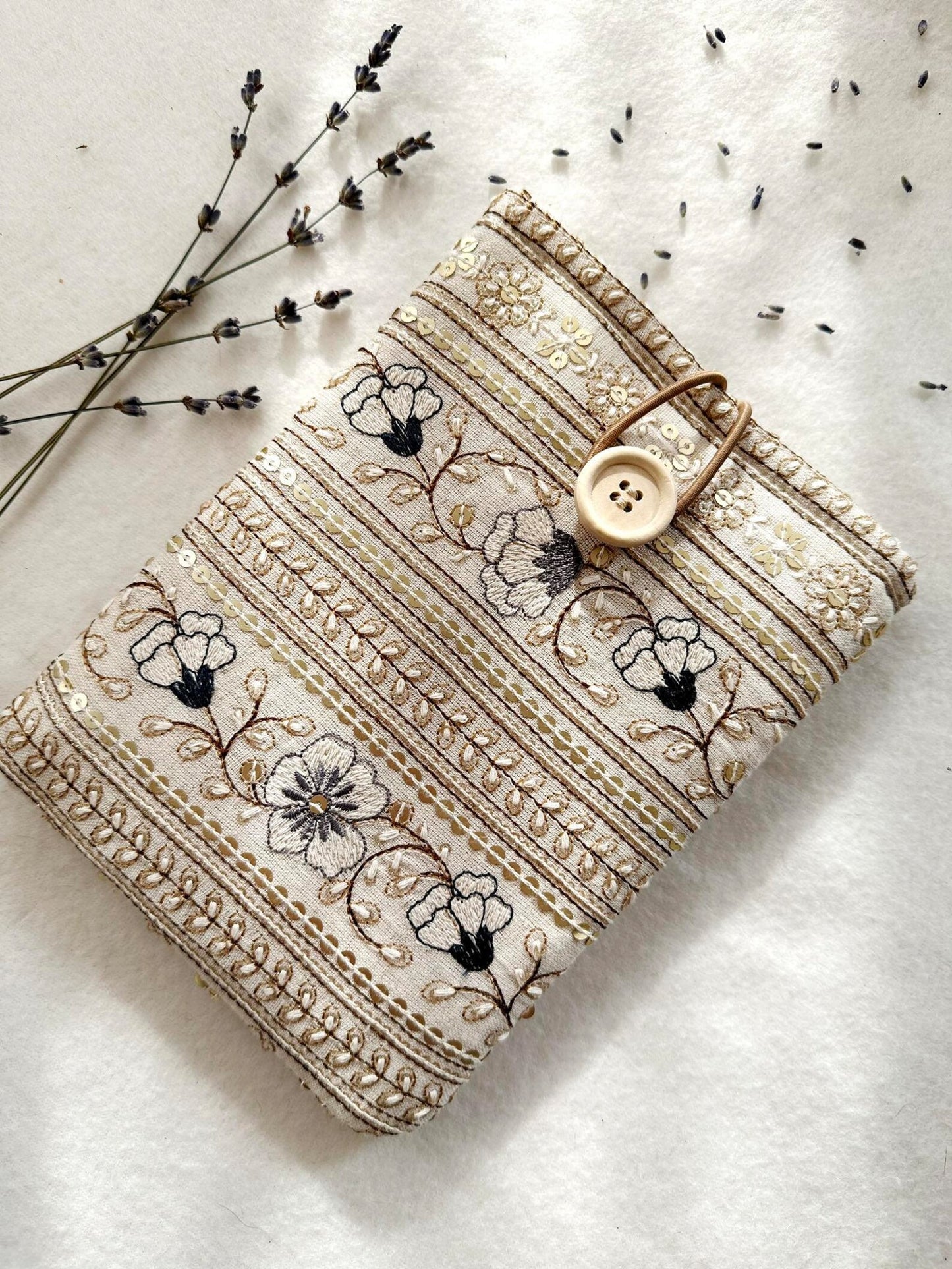 Embroidered Carnation E-Reader Sleeve