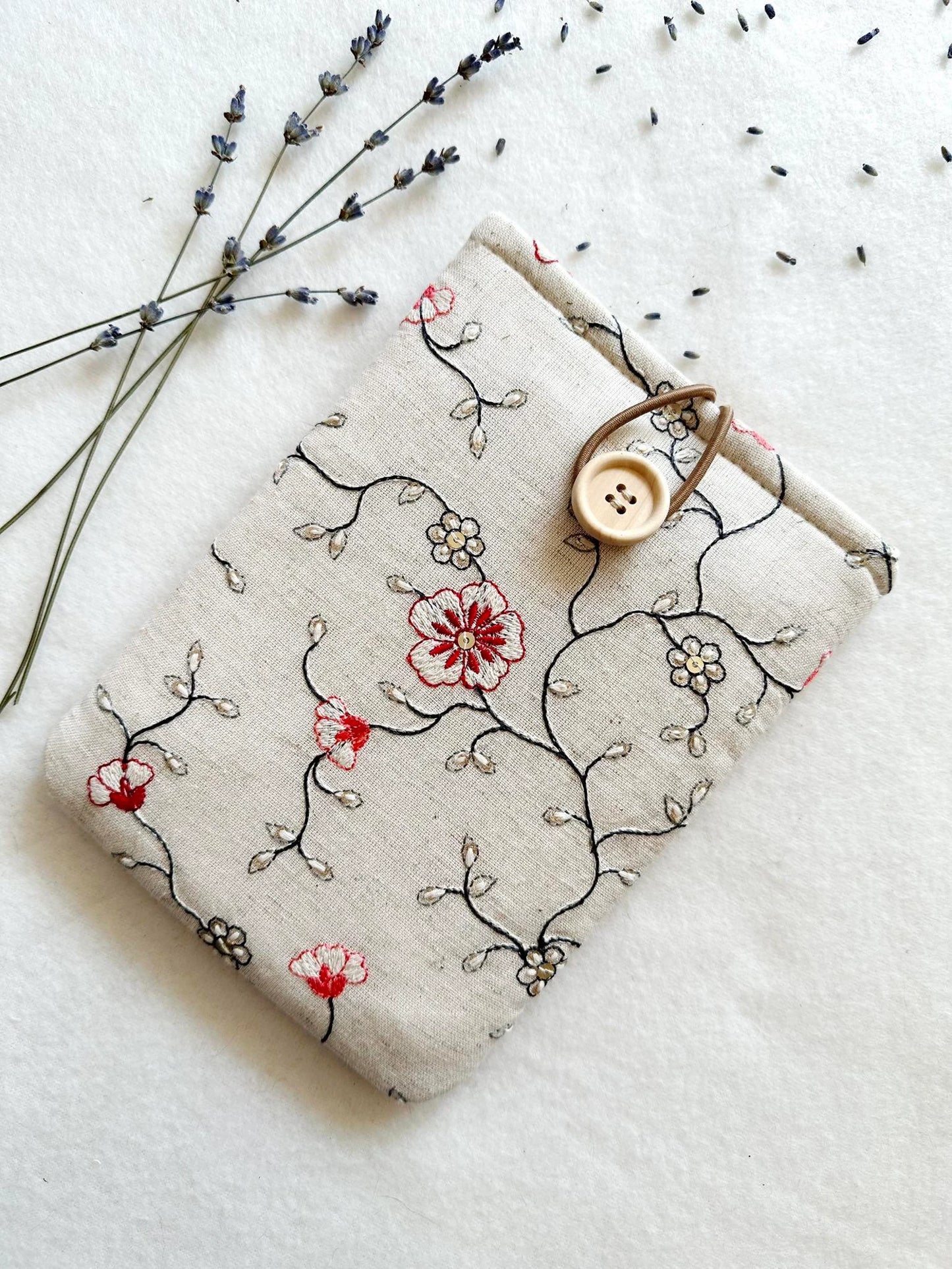Embroidered Beige Floral E-Reader Sleeve