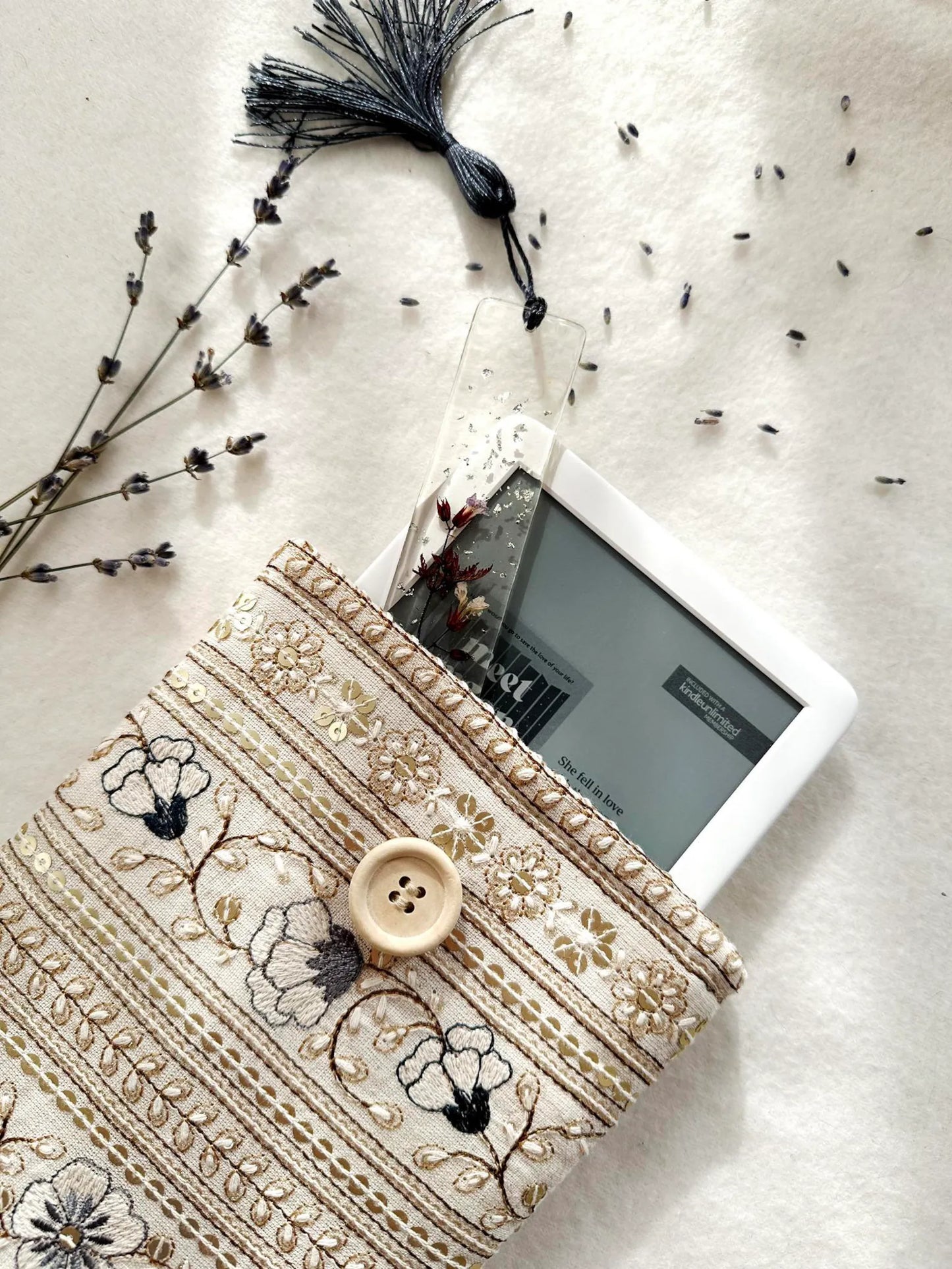 Embroidered Carnation E-Reader Sleeve