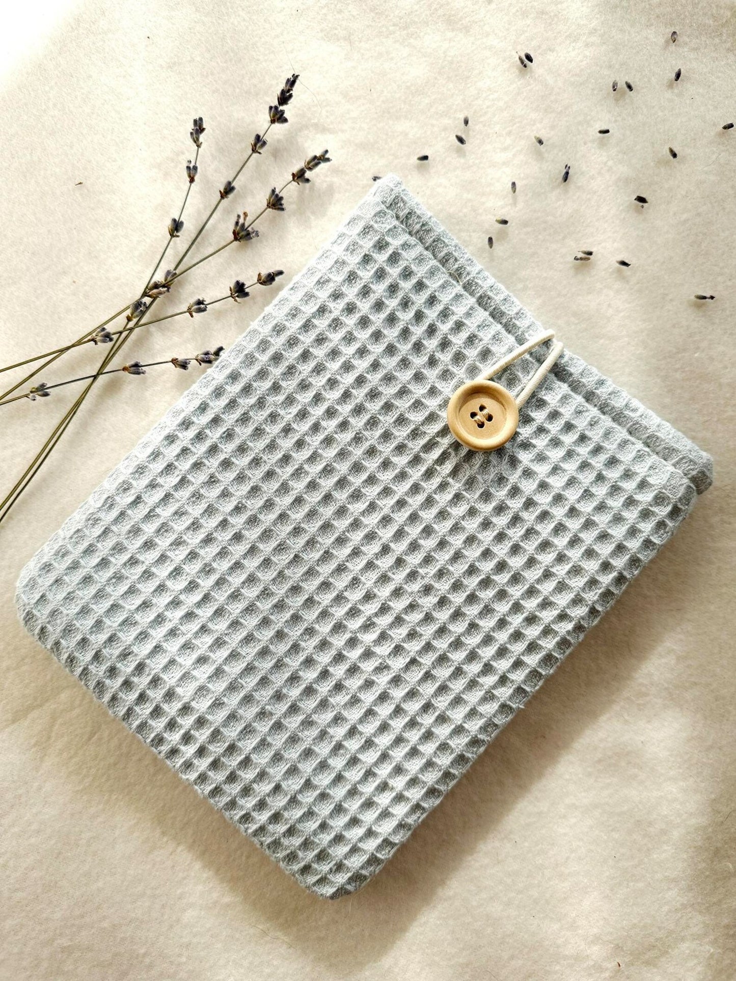 Light Waffle E-Reader Sleeve