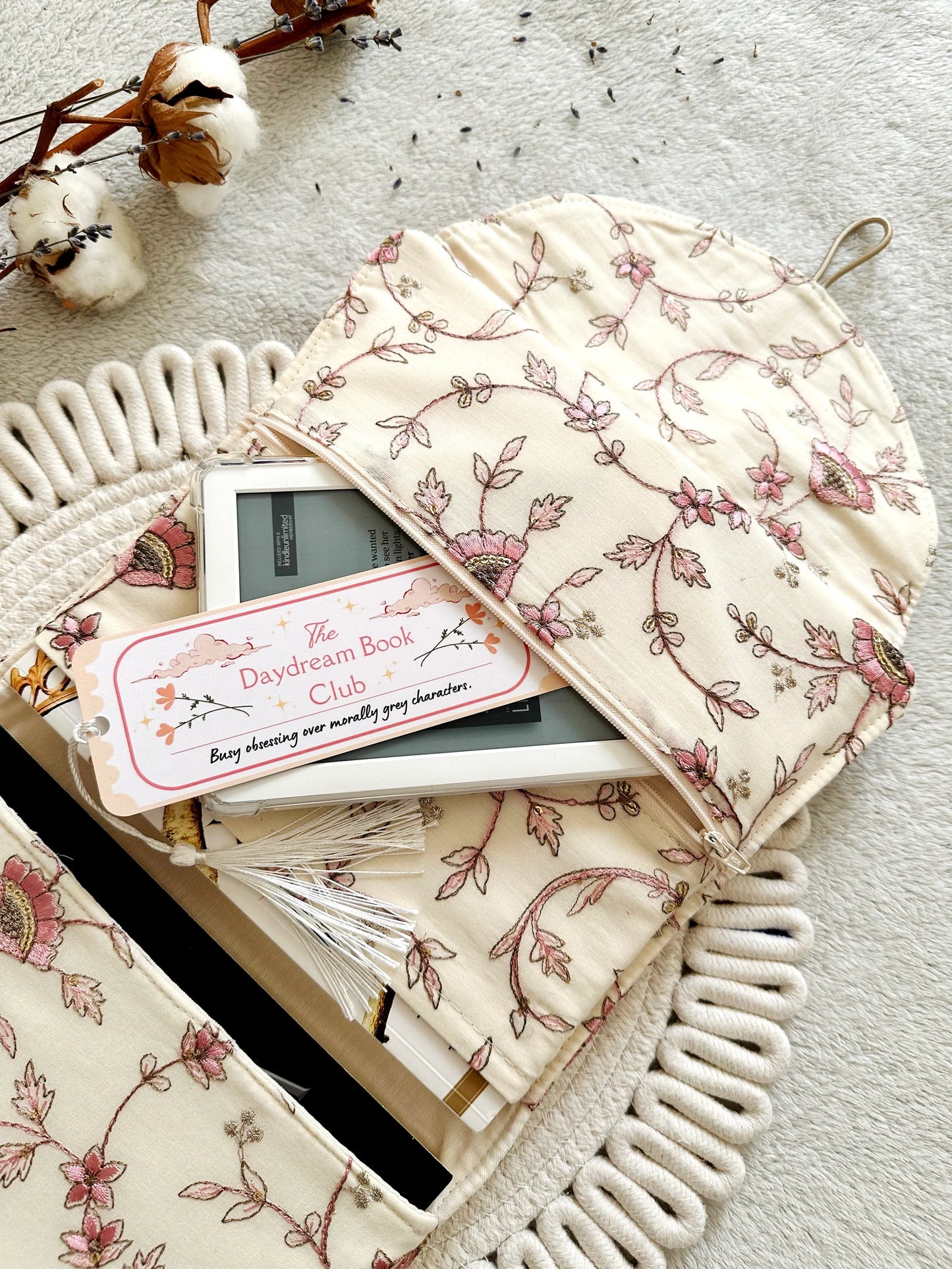 Embroidered Pentas Double Book Sleeve
