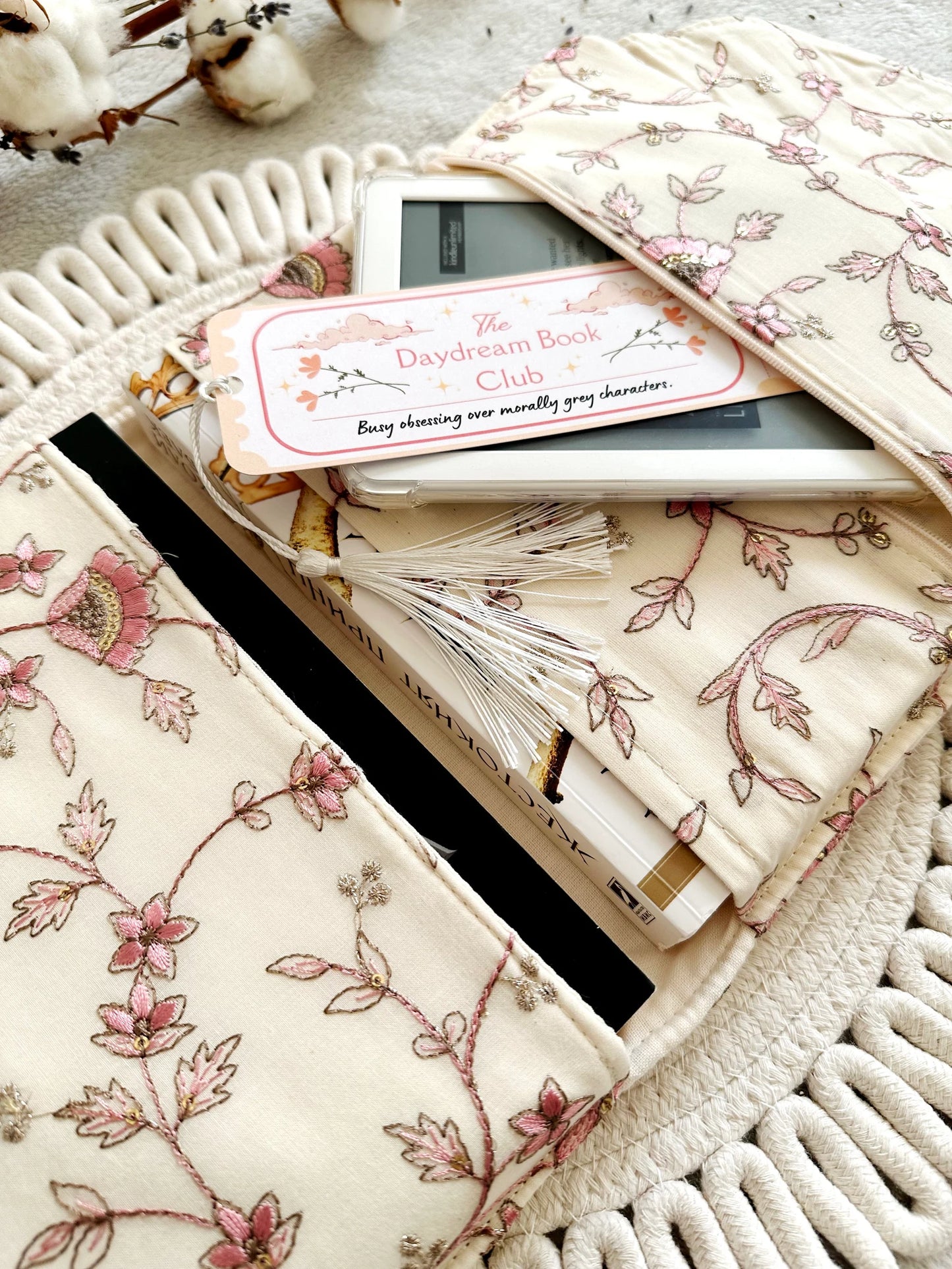 Embroidered Pentas Double Book Sleeve