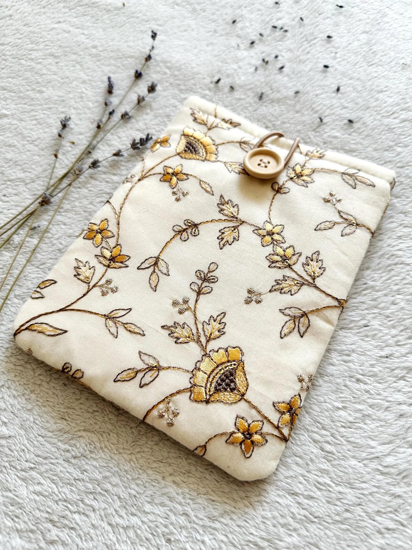 Embroidered Yellow Pentas E-Reader Sleeve