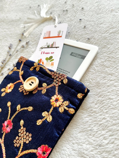 Embroidered Gold Navy E-Reader Sleeve