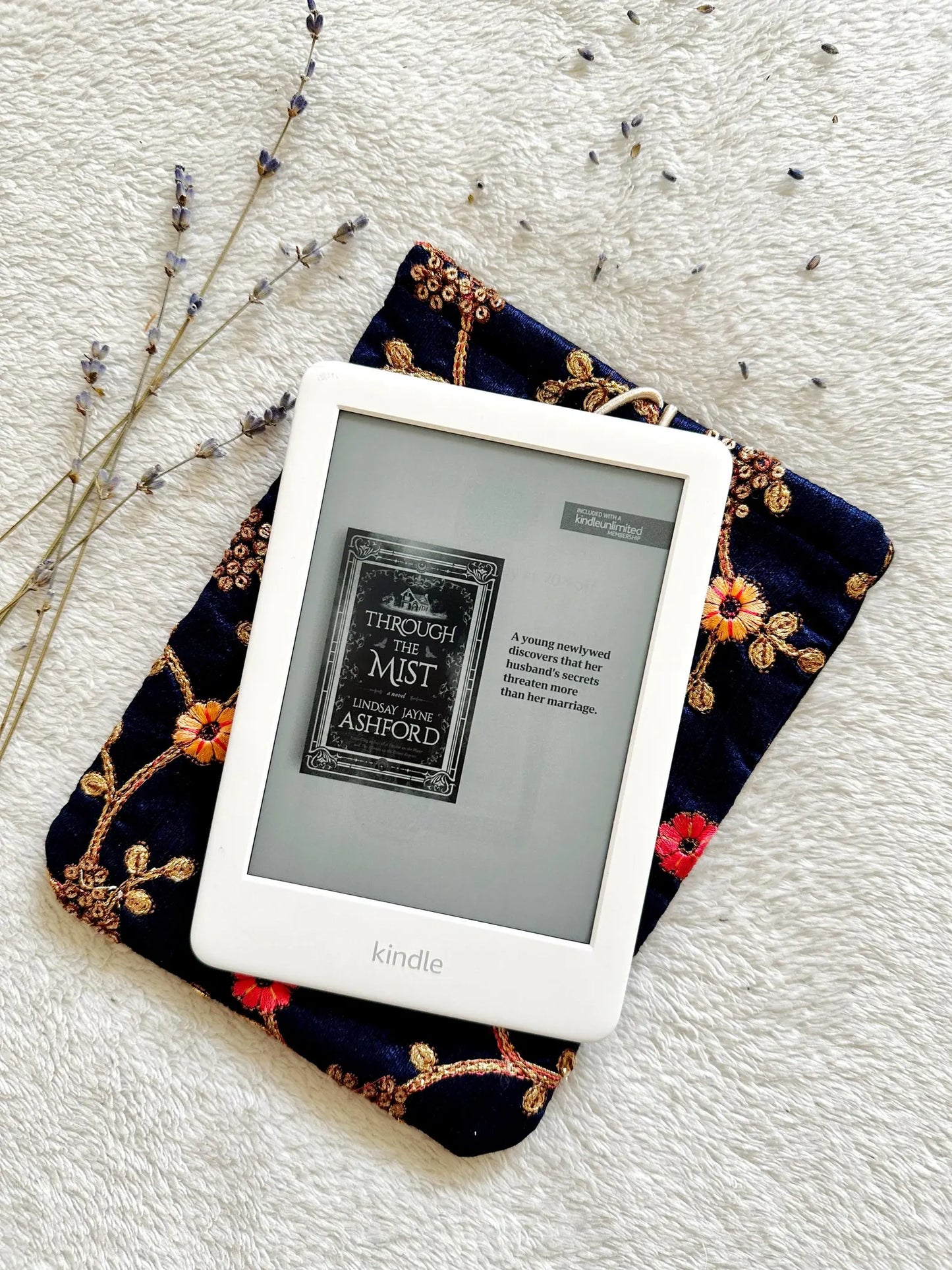 Embroidered Gold Navy E-Reader Sleeve