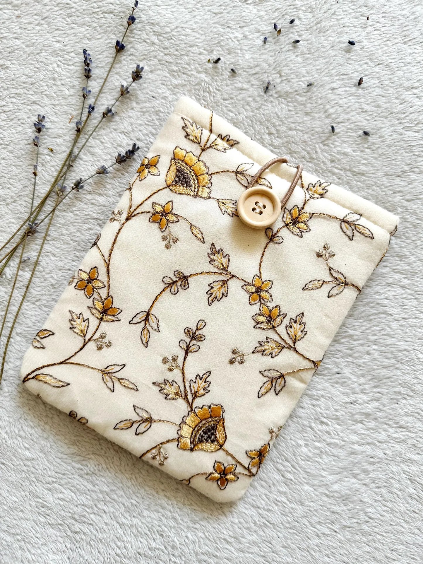 Embroidered Yellow Pentas E-Reader Sleeve