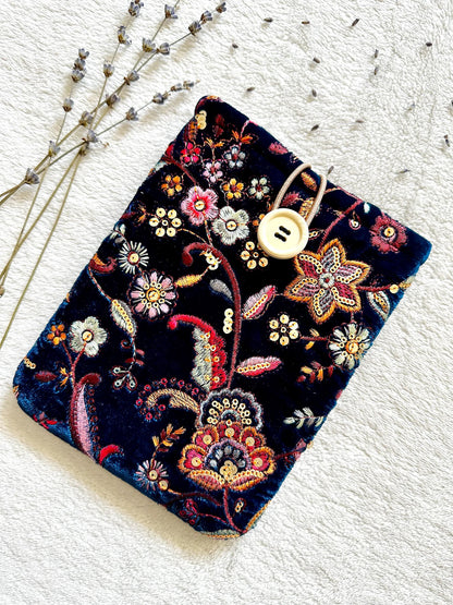 Embroidered Floral E-Reader Sleeve