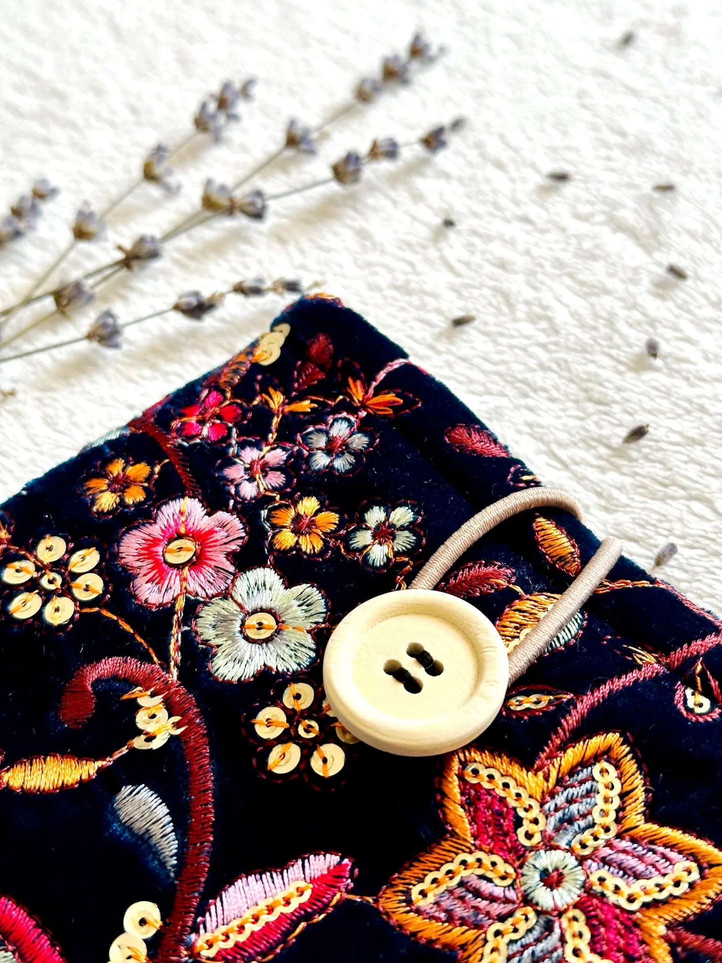 Embroidered Floral E-Reader Sleeve