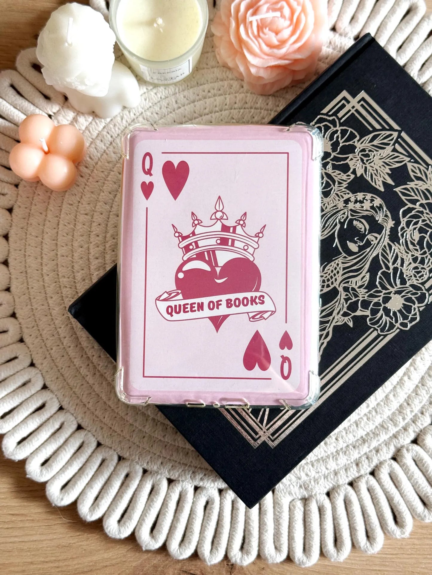 Queen of Books E-Reader Insert