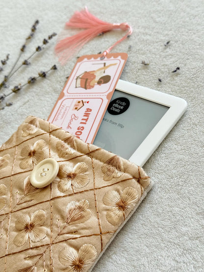 Embroidered Golden Daisy E-Reader Sleeve