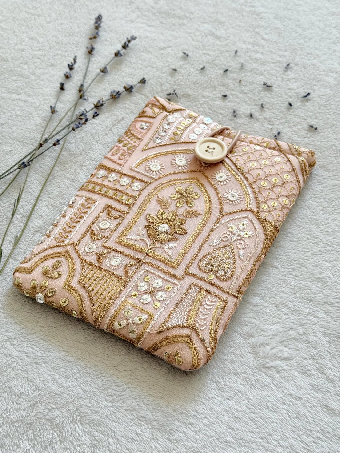 Embroidered Abstract Floral E-Reader Sleeve