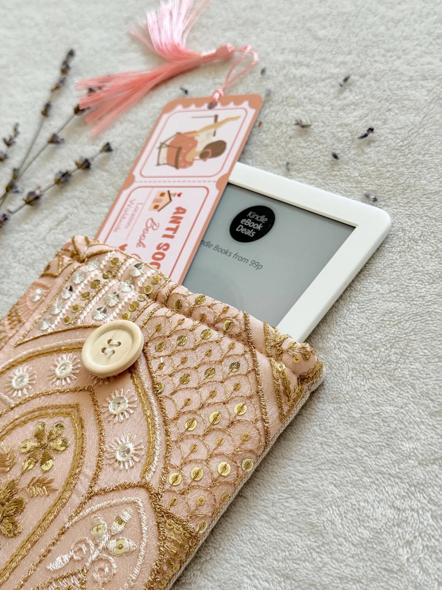 Embroidered Abstract Floral E-Reader Sleeve