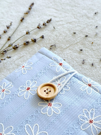 Embroidered Blue Daisy E-Reader Sleeve