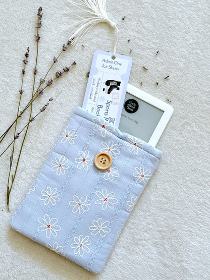 Embroidered Blue Daisy E-Reader Sleeve