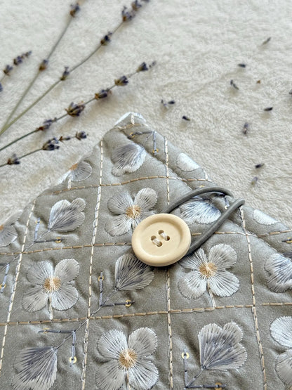 Embroidered Ice Blue Daisy E-Reader Sleeve
