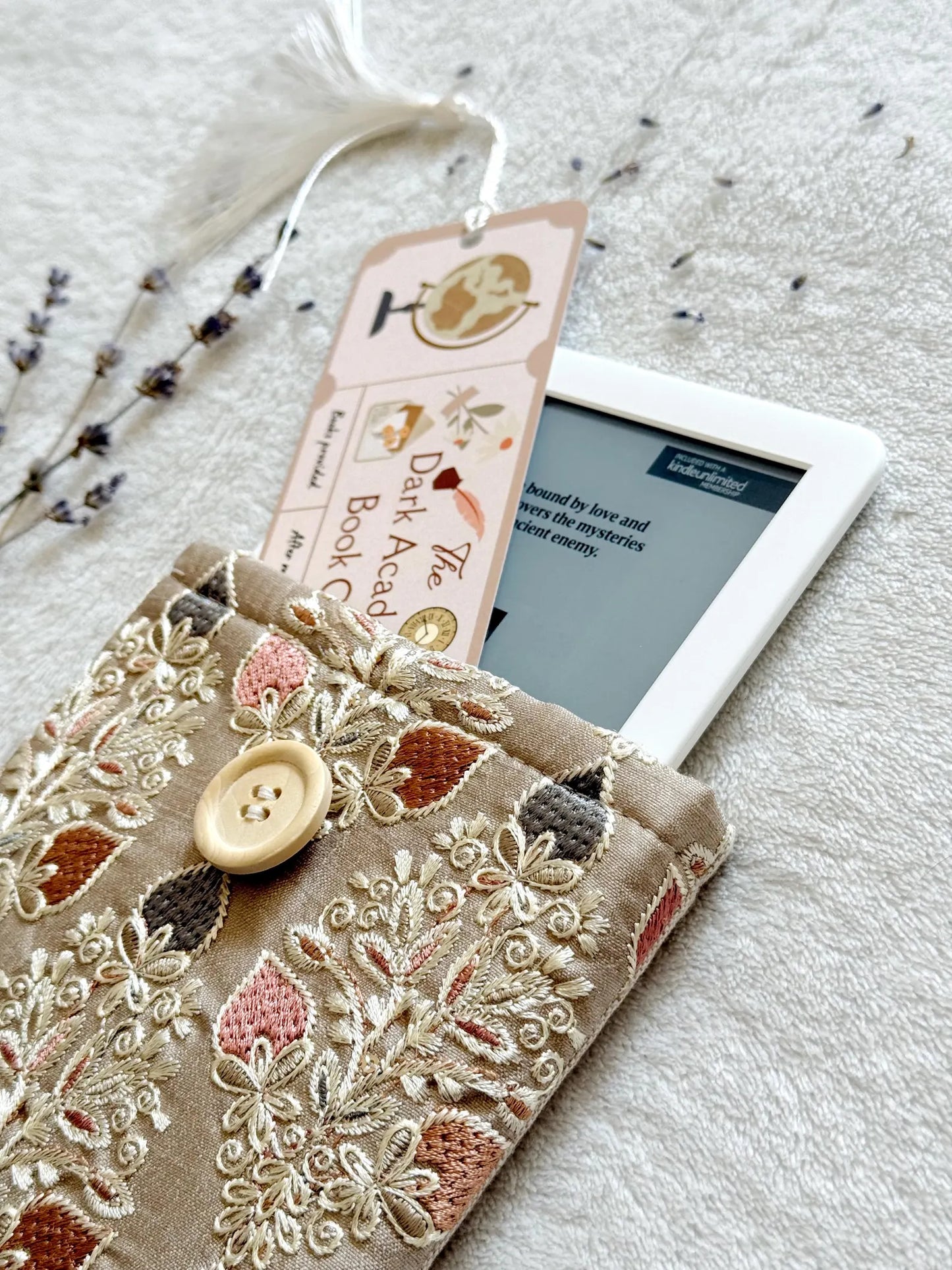 Embroidered Khaki Strawberry E-Reader Sleeve