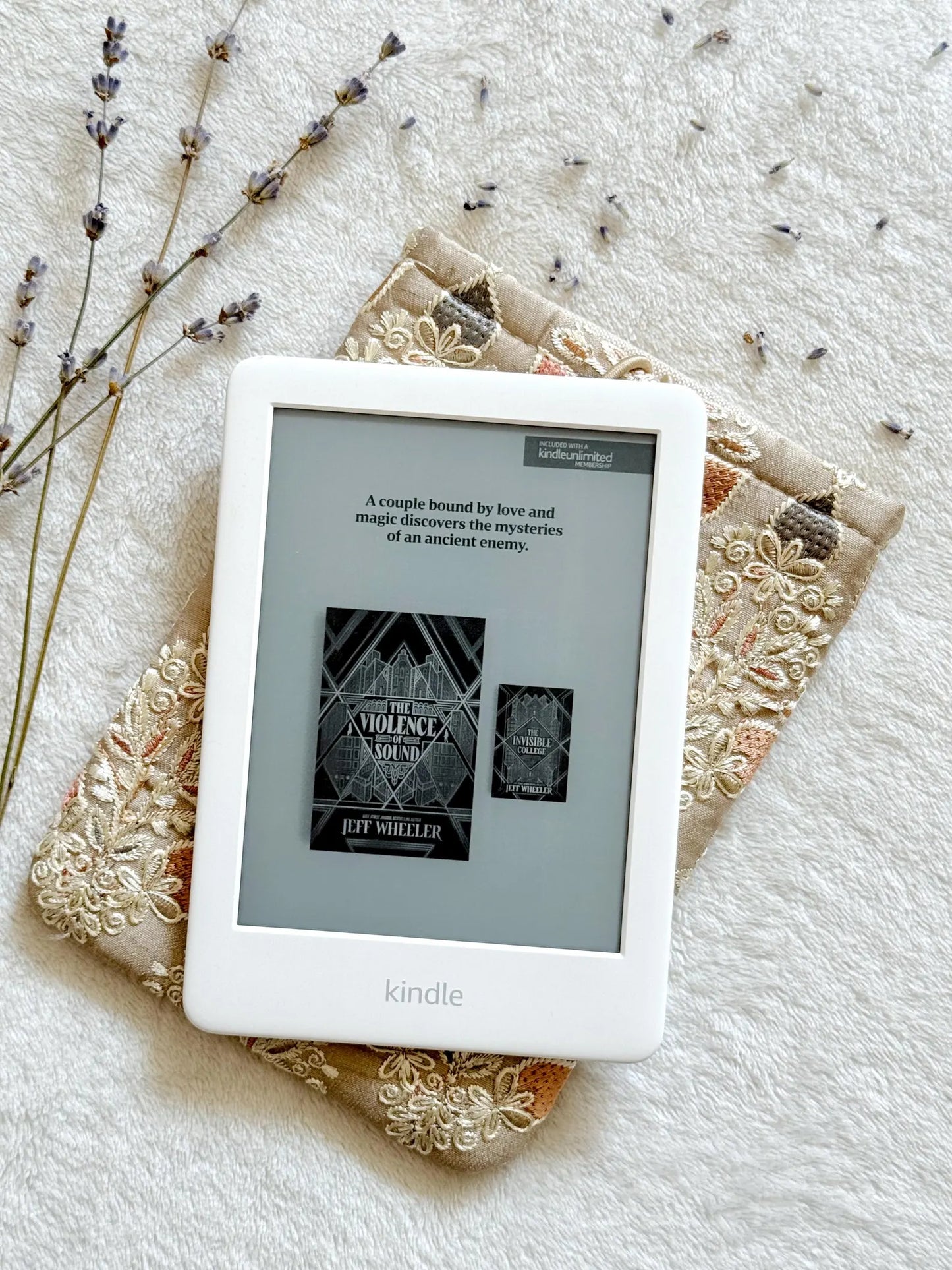 Embroidered Khaki Strawberry E-Reader Sleeve