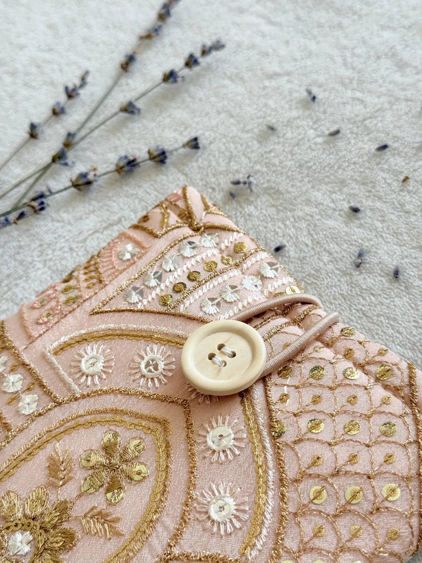 Embroidered Abstract Floral E-Reader Sleeve