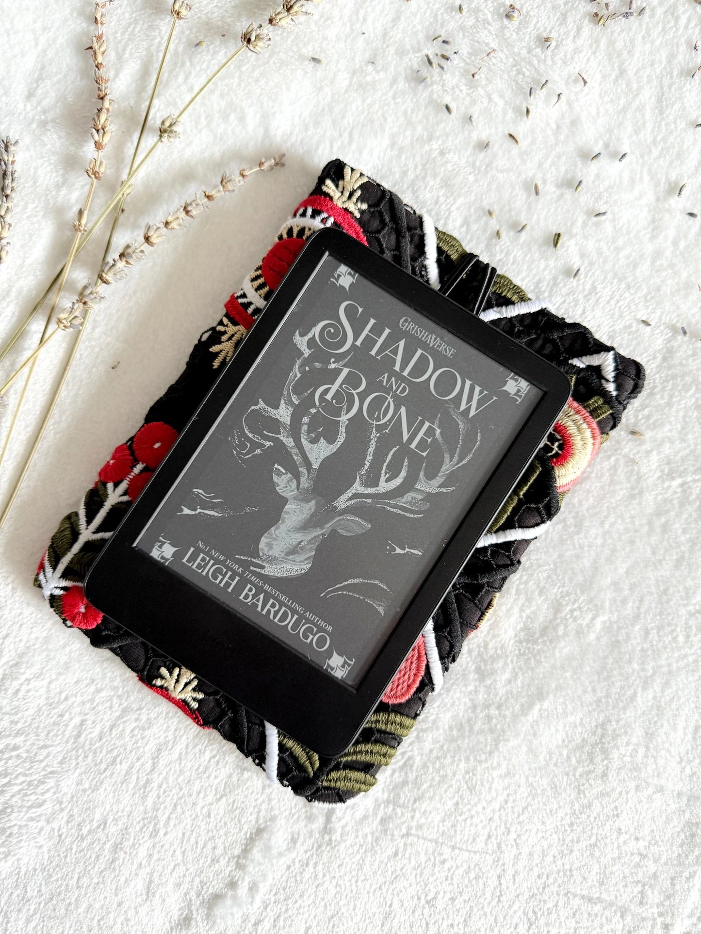 Embroidered Black Heart E-Reader Sleeve