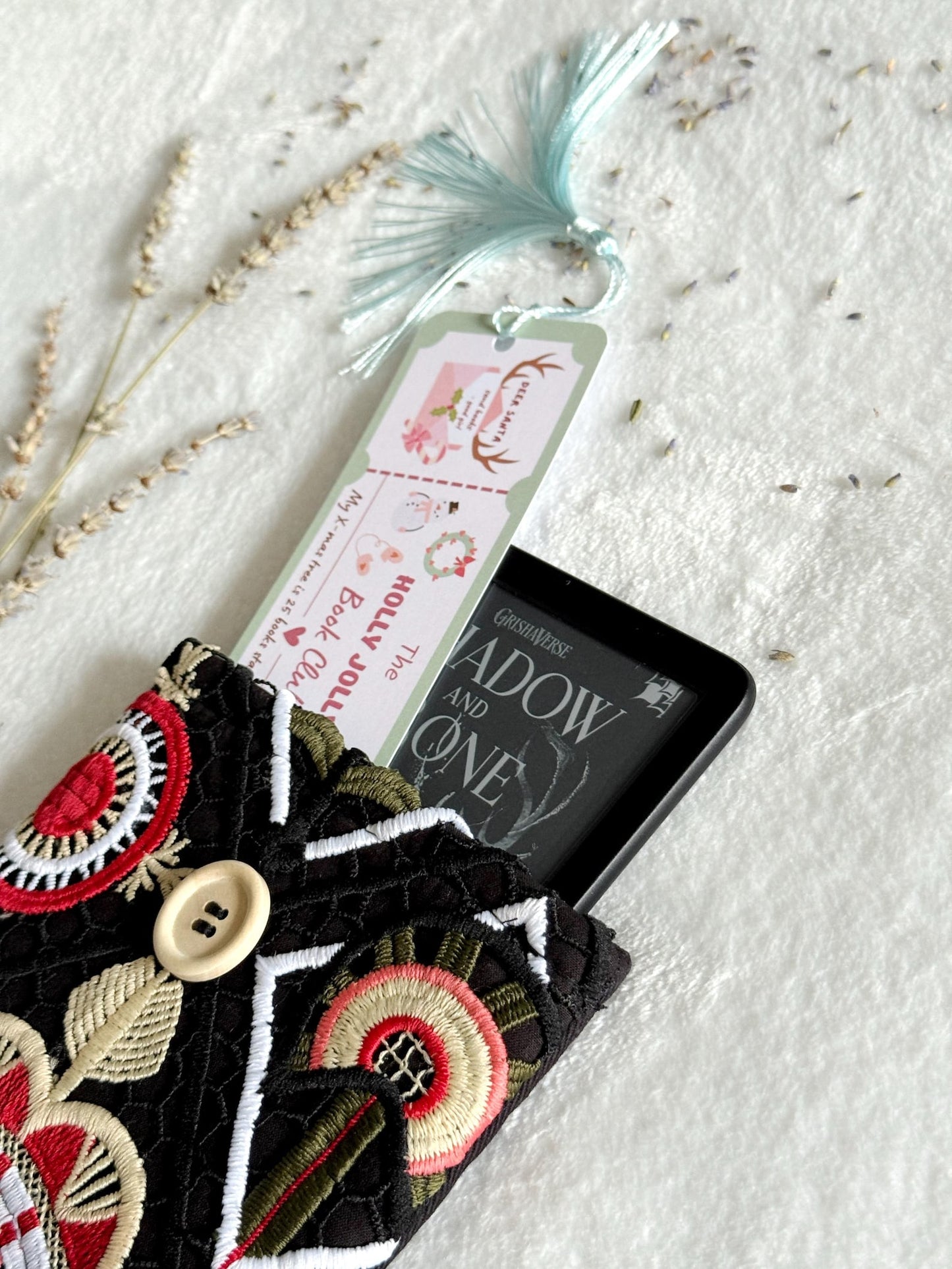 Embroidered Black Heart E-Reader Sleeve