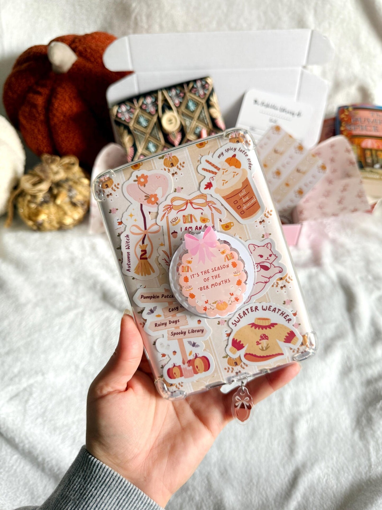 Autumn- Decorate My E-Reader Box