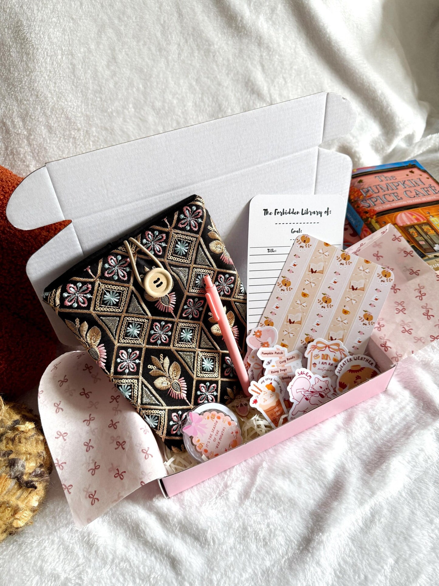 Autumn- Decorate My E-Reader Box