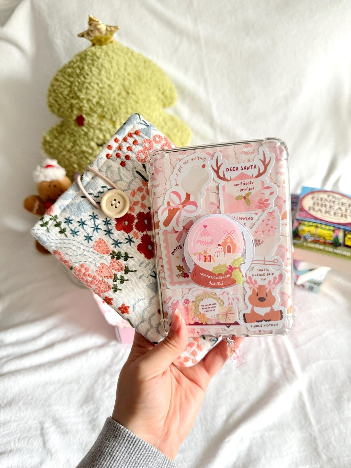 Winter- Decorate My E-Reader Box