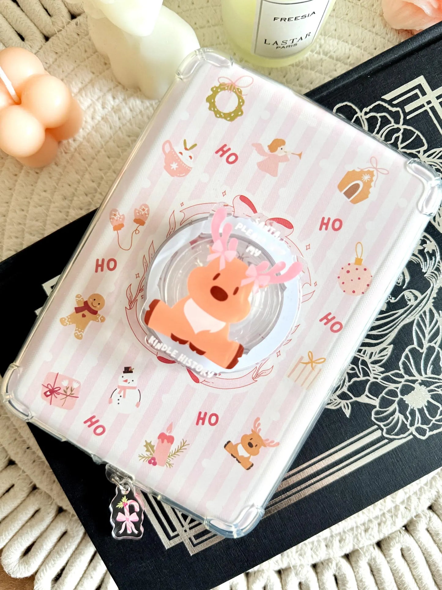 Reindeer Magnetic E-Reader Grip