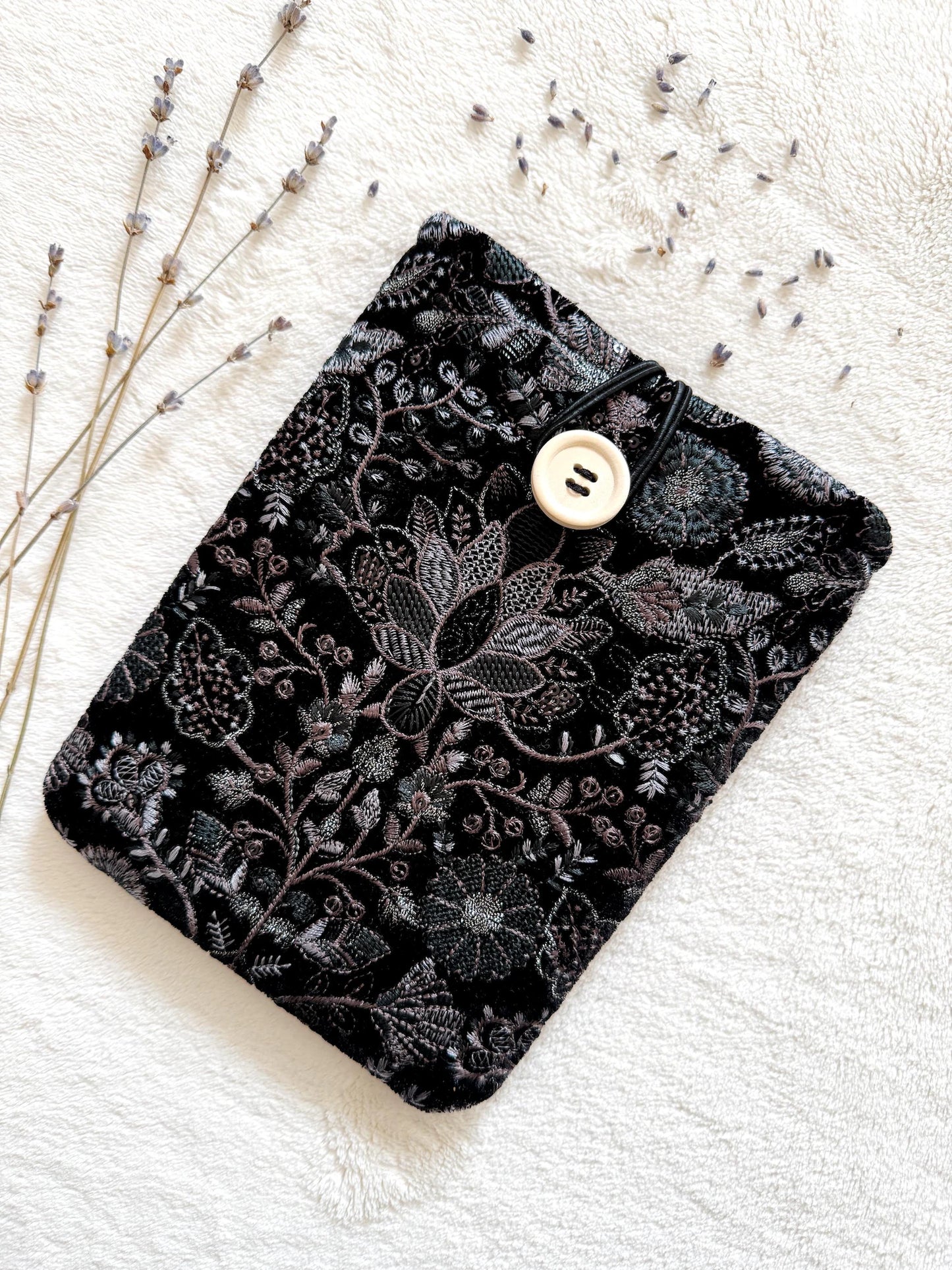 Embroidered Silver Floral E-Reader Sleeve