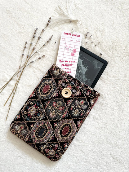 Embroidered Brown Rhomboid Floral E-Reader Sleeve
