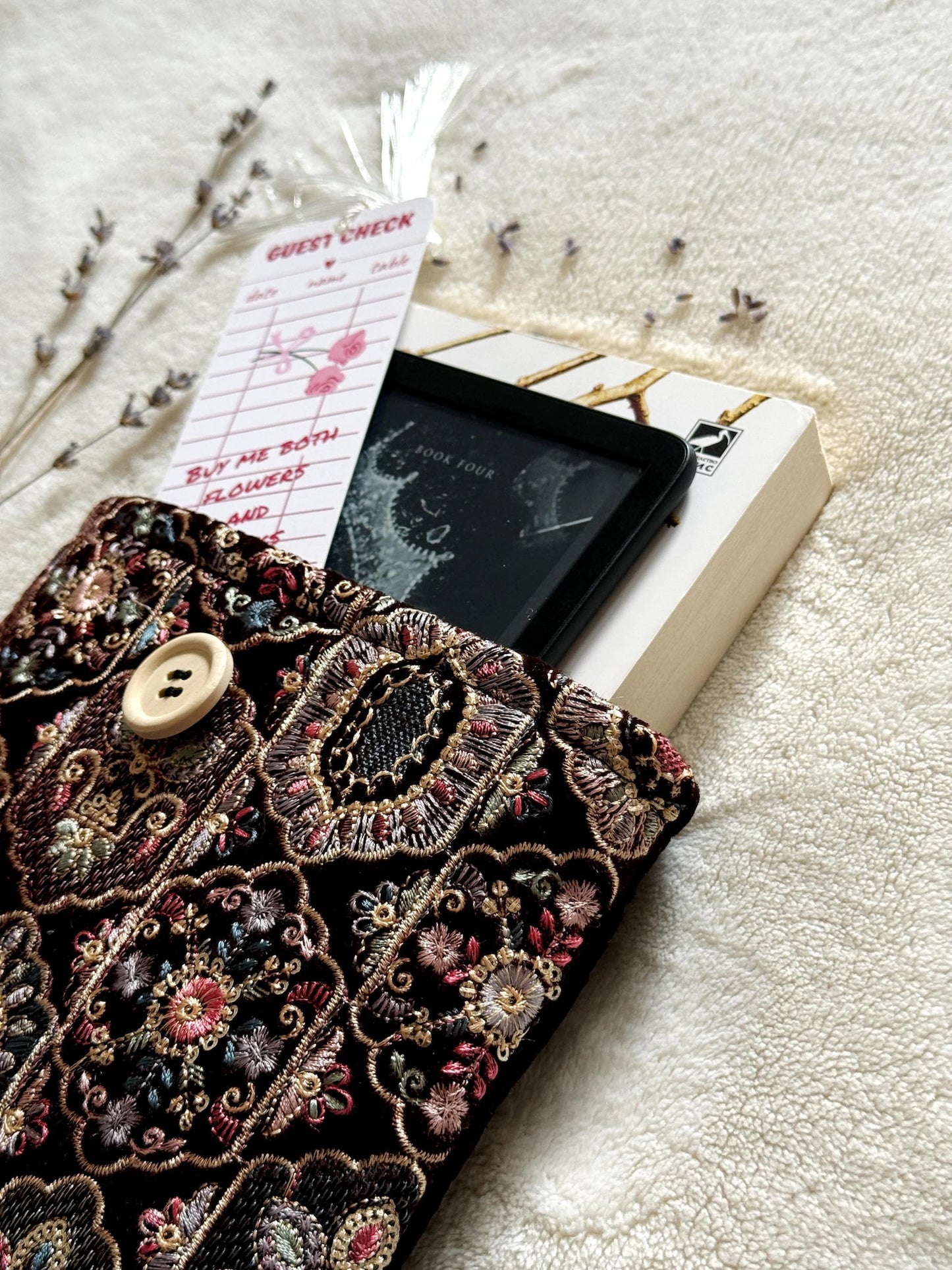 Embroidered Rhomboid Book Sleeve