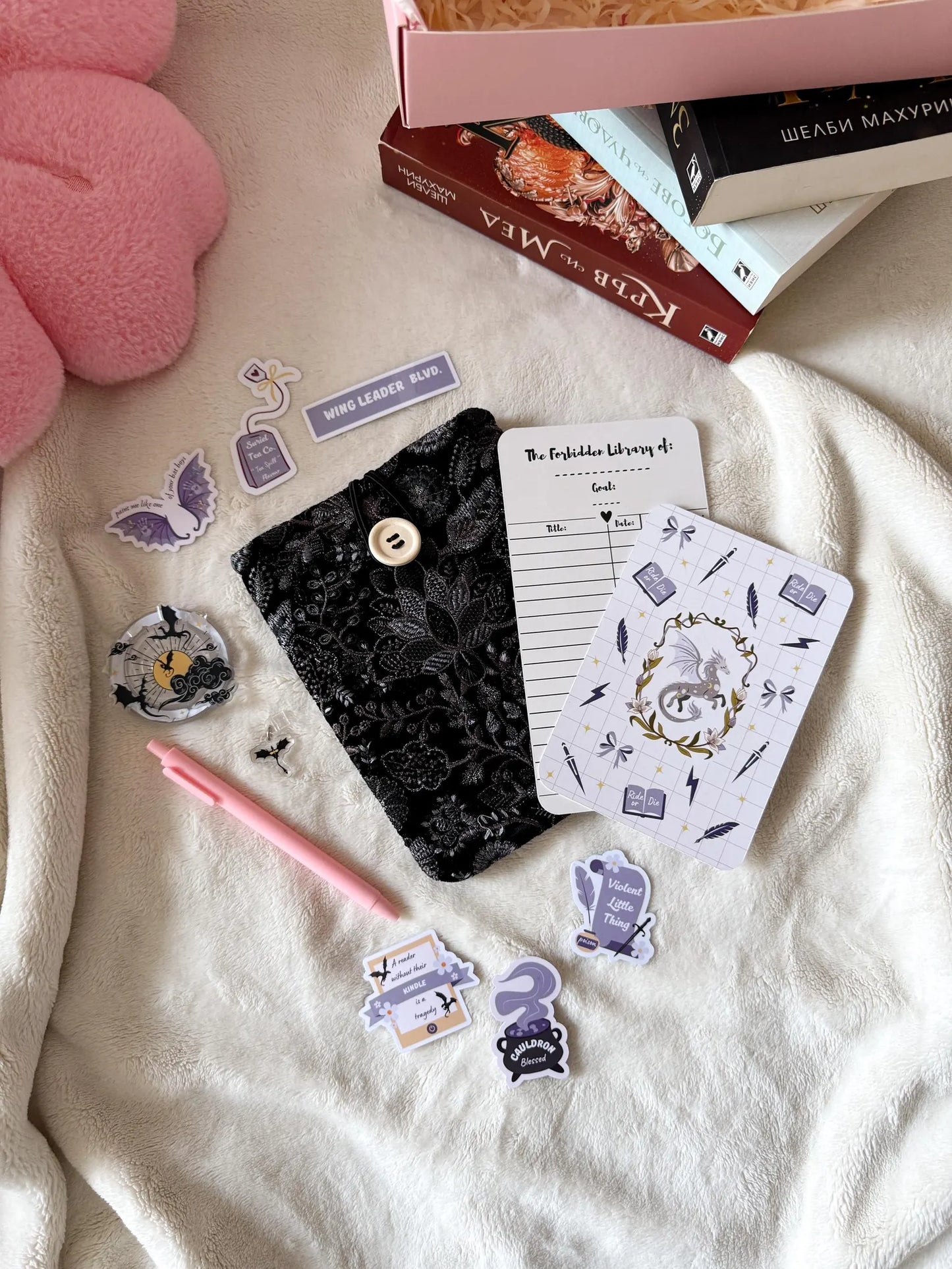 Romantasy- Decorate My E-Reader Box