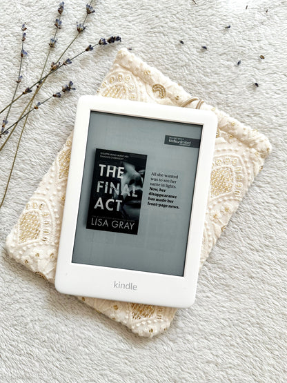 Embroidered Sequin Kindle & Kobo Sleeve