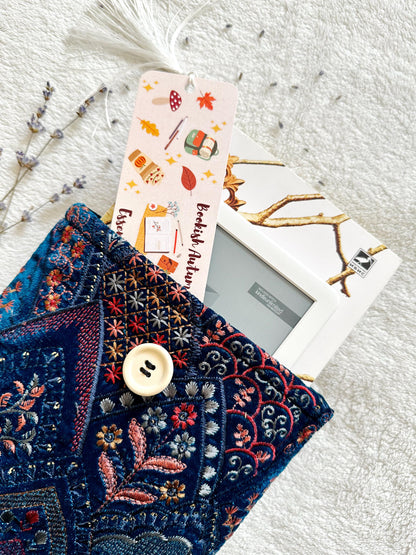Embroidered Floral Navy Book Sleeve