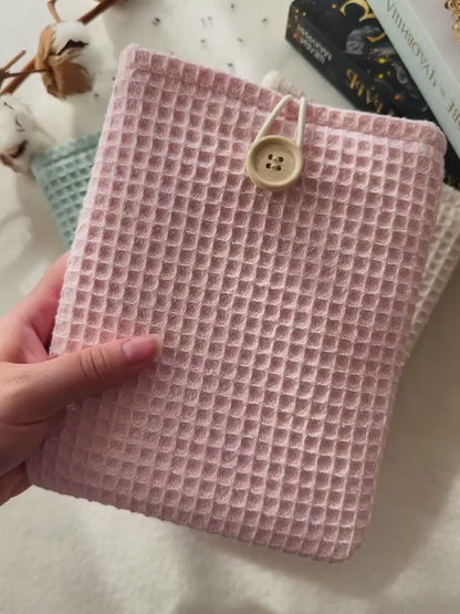 Light Waffle E-Reader Sleeve
